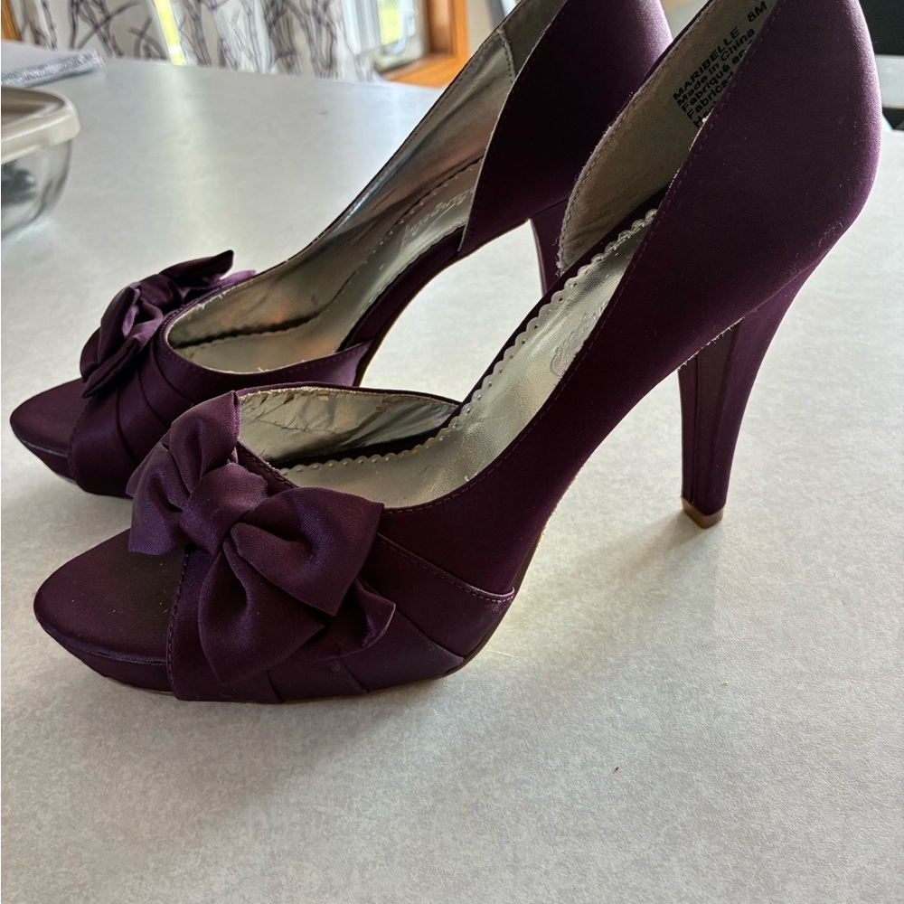 Chic Satin Bow Women's Heels